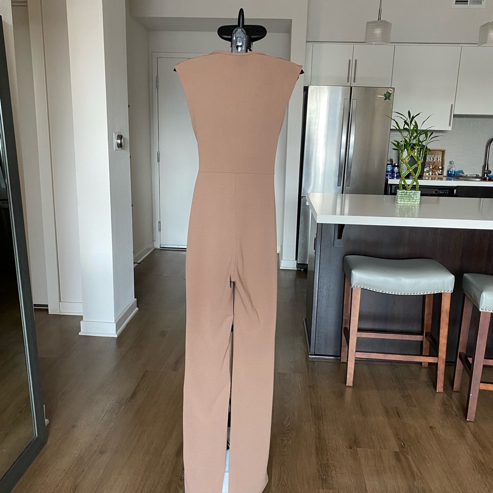 Nude deep-v jumpsuit with bow tie (front or back) - Picture 3 of 3